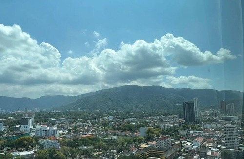 Downtown George Town Apartment | Mansion One Suites by PerfectSweetHome