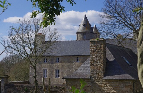 Pabu House | Mansion - Pabu