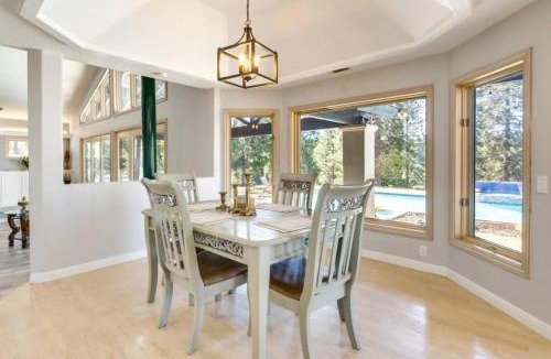 Placerville House | Mansion, Pool, Game Room