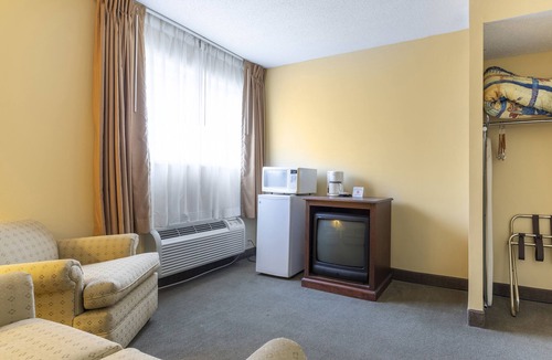 Springfield Hotel | Mansion View Inn and Suite