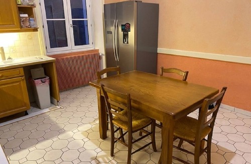 Saint-Pierre-de-Boeuf House | Mansion with large capacity