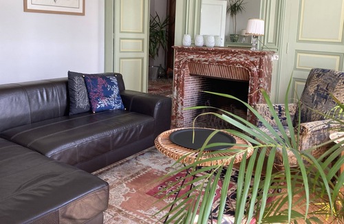 Cinq-Mars-la-Pile Bed & Breakfast | Mansion with heated swimming pool