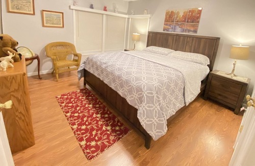 Peters Cottage | Manteca Farms