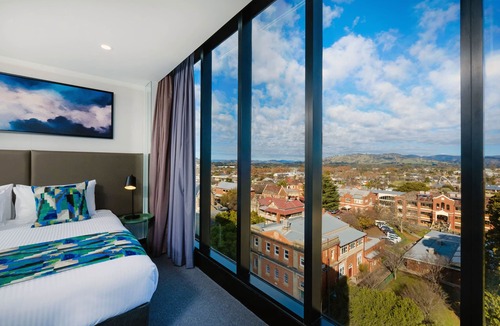 Albury Hotel | Mantra Albury Hotel