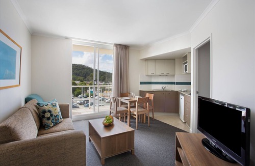 Ettalong Beach Apartment | Mantra Ettalong Beach