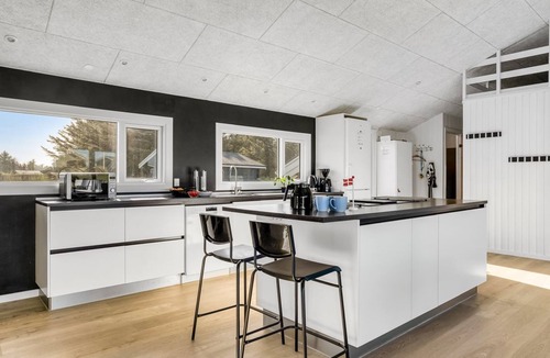 Grønhøj House | "Månviva" - 250m from the sea by Interhome