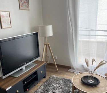 Coutures Apartment | Maola, calme et central