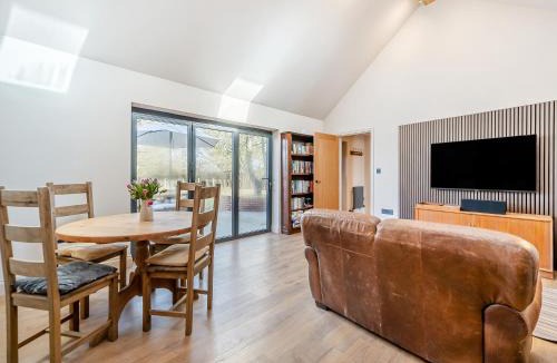 Eye House | Maple Barn