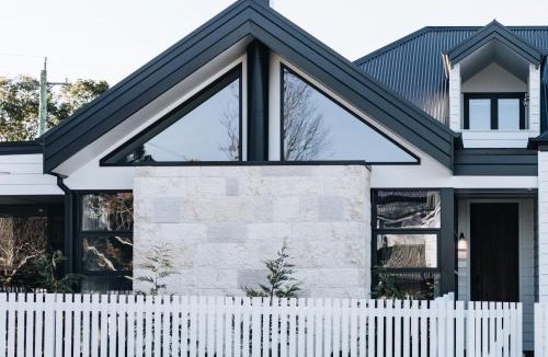 Berry Villa | Maple Cottages, Berry - by Linnaeus Collection