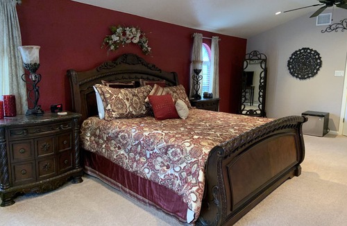 Tomball Bed & Breakfast | Maple Creek Bed and Breakfast