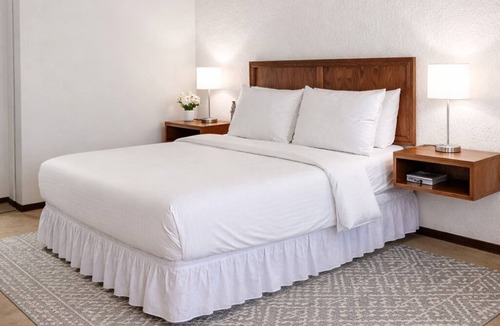 Maple Creek Hotel | Maple Creek Motor Inn