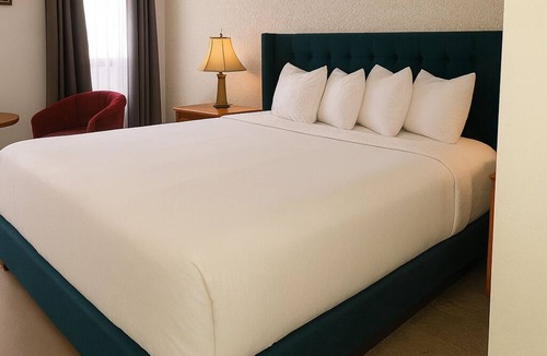 Maple Creek Hotel | Maple Creek Motor Inn
