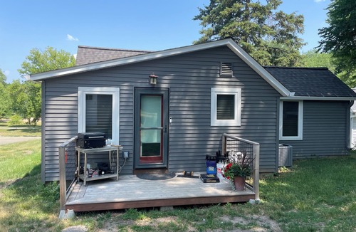 Owatonna House | Maple Creek Retreat