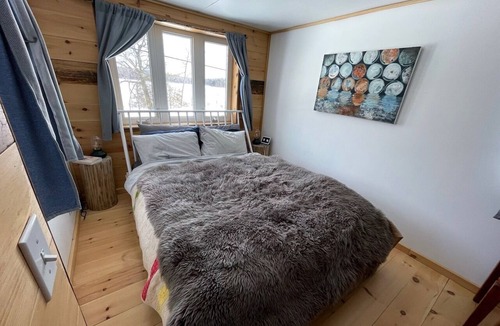 Lanark Highlands Cabin | Maple Grove Cottage in the Lanark Highlands