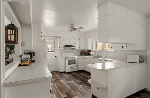 Mohnton House | Maple Grove Guesthouse