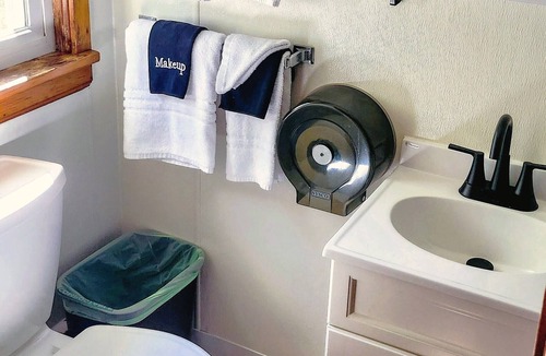 Finland Hotel | Maple Grove Lodging