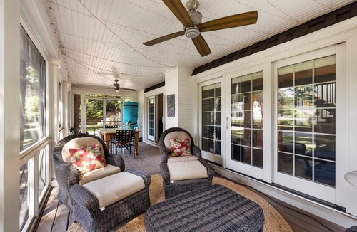 Grand Beach House | Maple Haven - A grand beach getaway