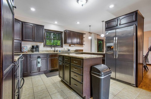 Spring Mills House | Maple Hill Lodge | Hot Tub + Views from Deck