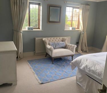 Old Bed & Breakfast | Maple House