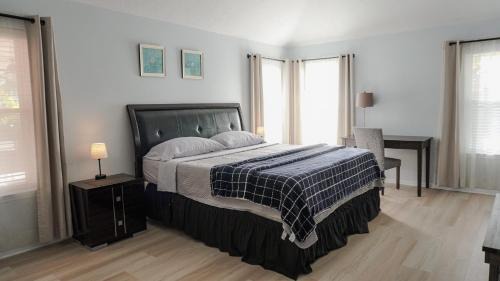 Atascocita House | Maple House Romantic Getaway WHot Tub Near IAH