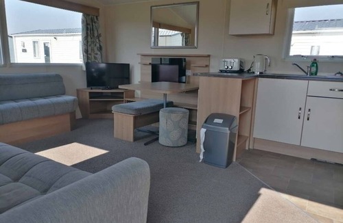 Camber Apartment | Maple leaf - 3 bedrooms sleeps 8