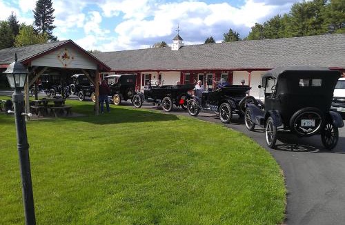 Littleton Hotel | Maple Leaf Motel