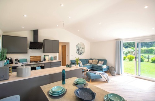 Gwinear Cottage | Maple Lodge