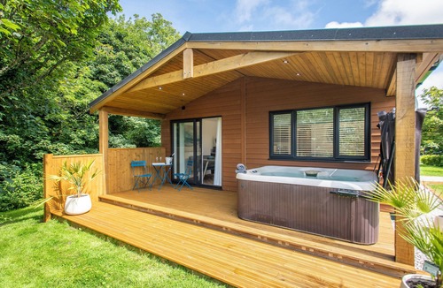 Gwinear Cottage | Maple Lodge