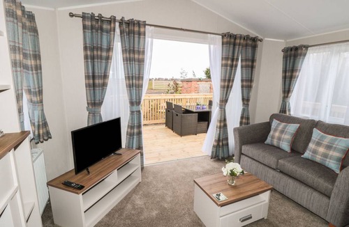 Runswick Bay Cottage | Maple Lodge