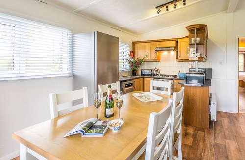 Otterham Apartment | Maple Lodge- Valley Lodge No 4