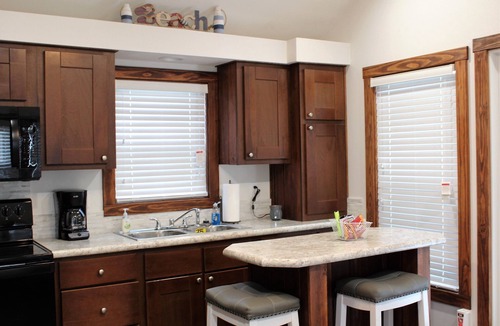 Rockport Cabin | Maple Oak -Beautiful New Tiny Cottage - Perfect Family Getaway