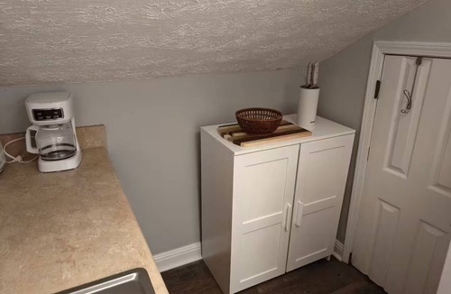 Fayetteville Apartment | Maple Place Guesthouse