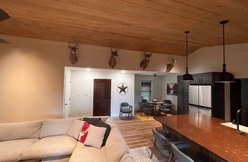 Elgin Cabin | Maple Ridge - Ridge Road Scenic Cabins - Brimstone Recreation and Big South Fork