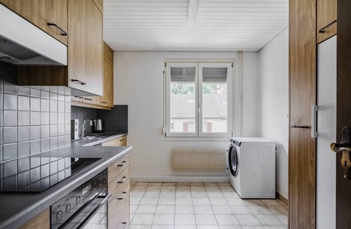 Wipkingen House | Maple Suite · Helle 2-SZ Wohnung in Wipkingen