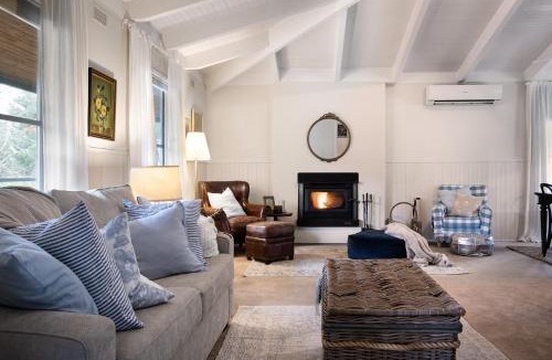 Muskvale House | Maple Tree House- tranquil retreat