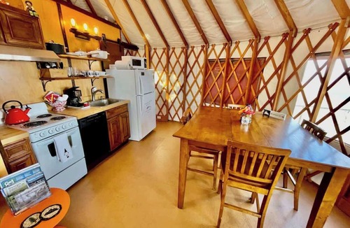 Rising Fawn House | Maple Yurt Lookout Mountain Chattanooga Glamping