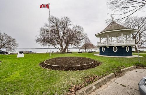 Orillia Hotel | Maples Motel