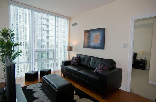 Downtown Mississauga Apartment | Maplewood Furnished Suites