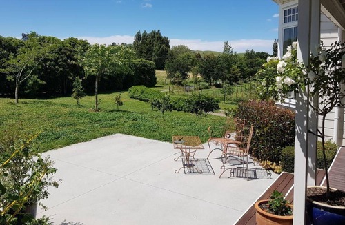 Puketapu Apartment | Mapua Orchard Retreat (Self Contained Studio)