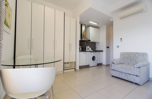 Old Town Apartment | MAR - ESTUDIO CON VISTAS AL MAR