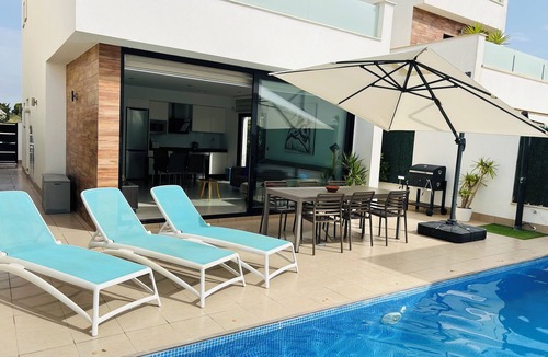 San Pedro del Pinatar Villa | Mar Menor: A luxurious recently build Villa
