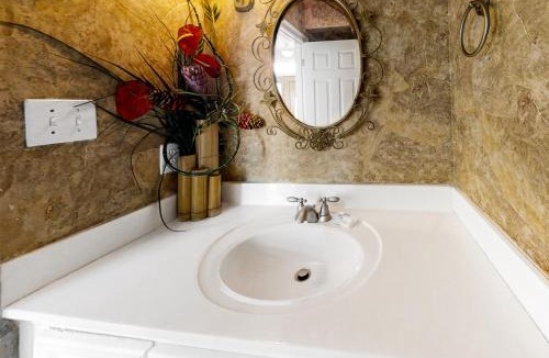Morgantown House | Mar Vista