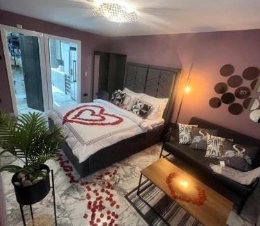 Oldbury Hostel | Mara Boutique Apartaments