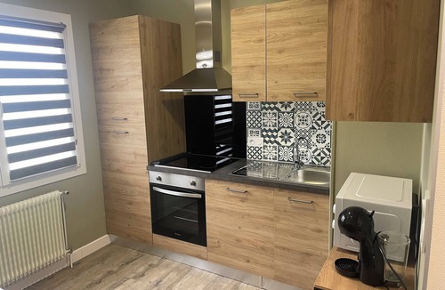 Montliot-et-Courcelles House | Mara House