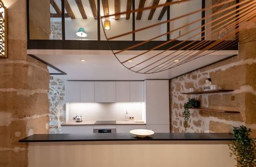 Saint-Gervais Apartment | MARAIS, DUPLEX, STONE WALLS, 2 BATHROOMS 30–60 days ahead? Private offer. OL-VAs