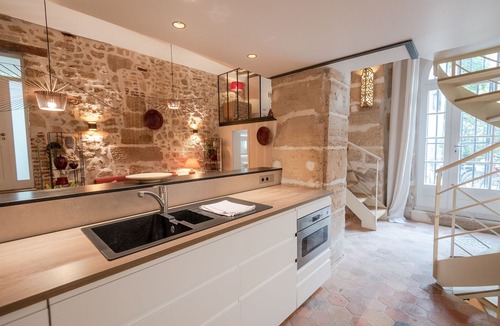 Saint-Gervais Apartment | MARAIS, DUPLEX, STONE WALLS, 2 BATHROOMS 30–60 days ahead? Private offer. OL-VAs
