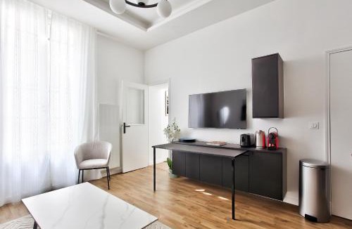 Arts-et-Metiers Apartment | Marais Elegance Suite - Two bedrooms