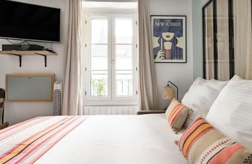 Arsenal Apartment | Marais Place des Vosges peaceful air-conditioned