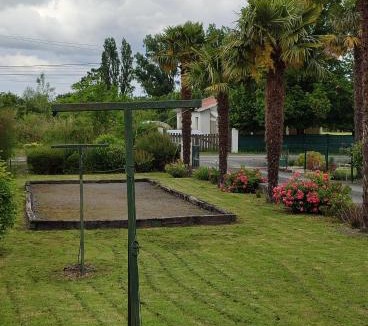 La Taillee House | MARAIS POITEVIN Gîte Nature et Serein Vue imprenable sur la rivière Calme absolu Idéal pour familles couples voyageurs