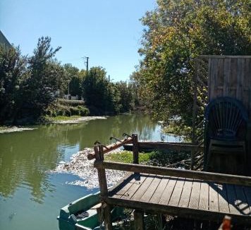 La Taillee House | MARAIS POITEVIN Gîte Nature et Serein Vue imprenable sur la rivière Calme absolu Idéal pour familles couples voyageurs